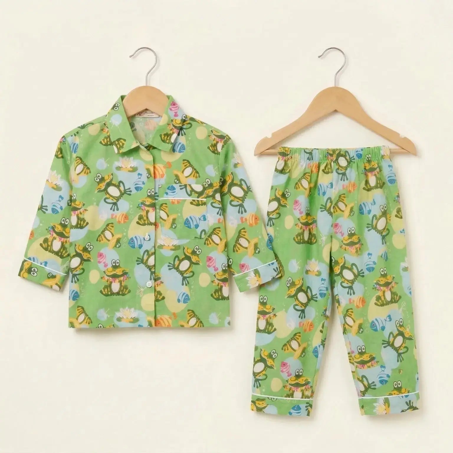 Frog Print Full Sleeve Night Suit