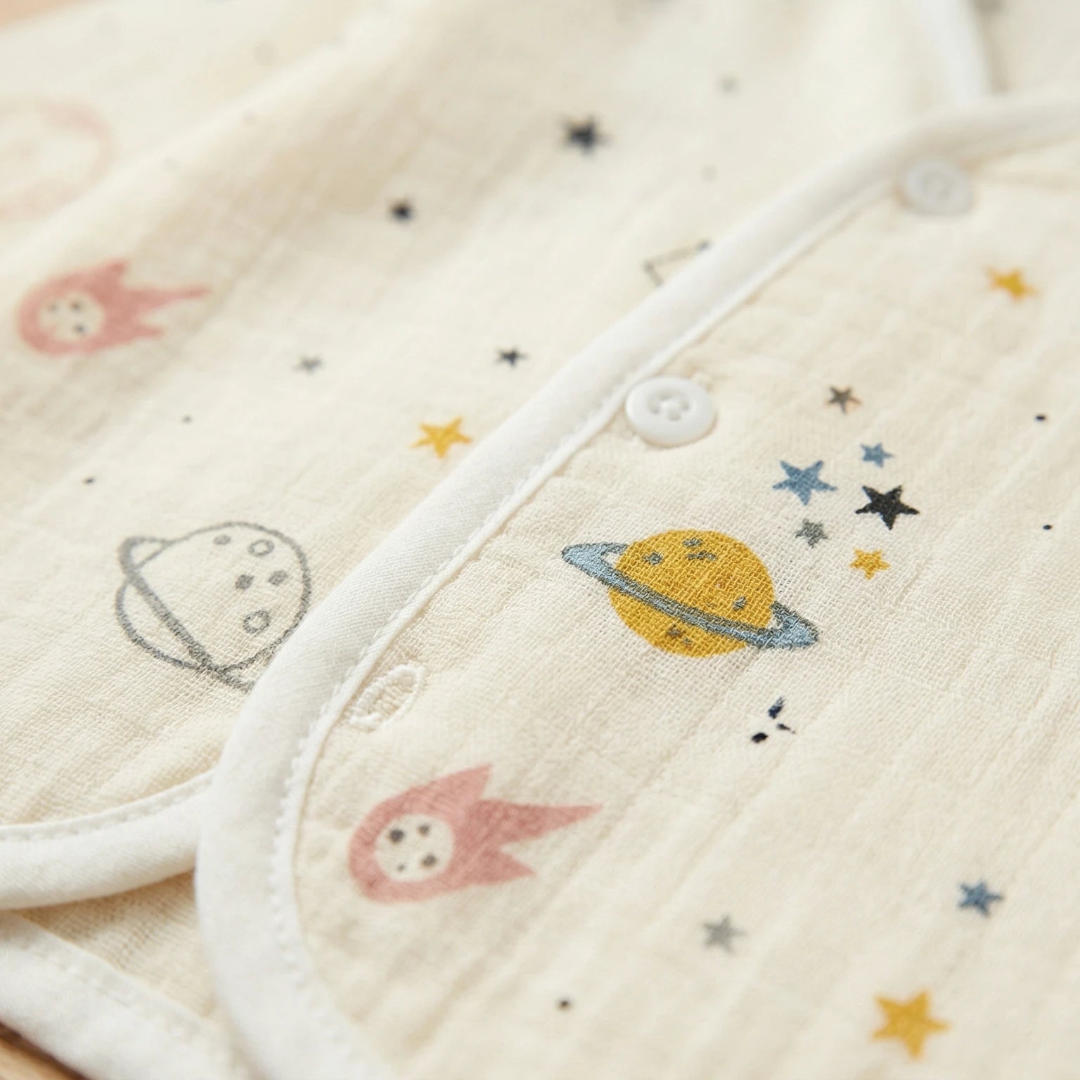 Cream Stars – Full Sleeve Muslin Night Suit